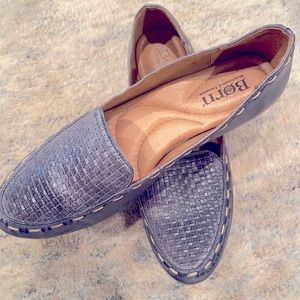 BORN Women’s Woven Leather Comfort Slip-on Flats Loafers 8